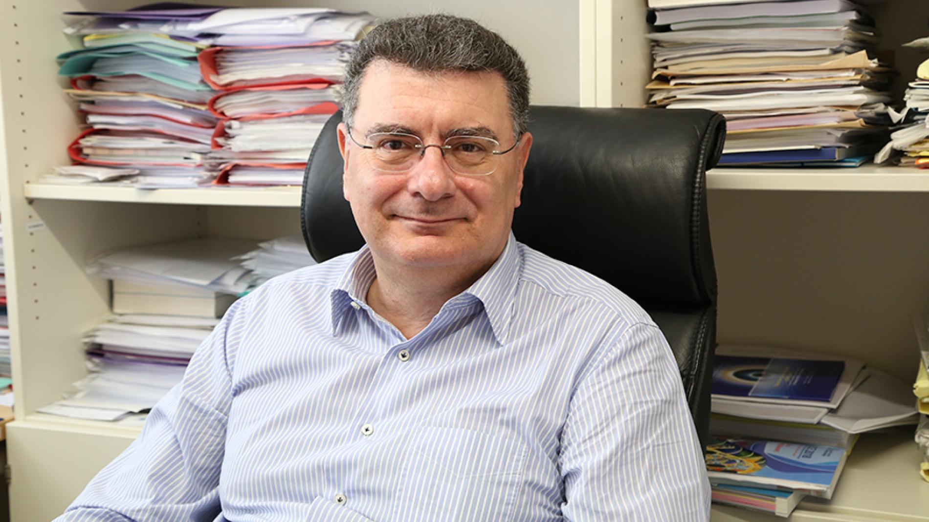 Rafa_Simo_EASDec_884