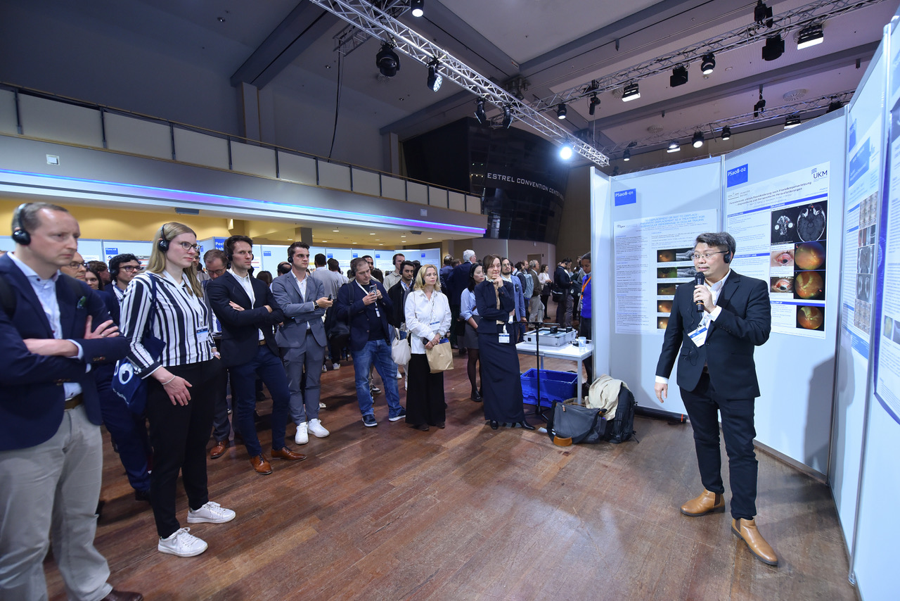 Dr. Cagampang presenting his paper at the DOG 2025